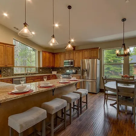 Whispering Pines - Four Bedroom Home
